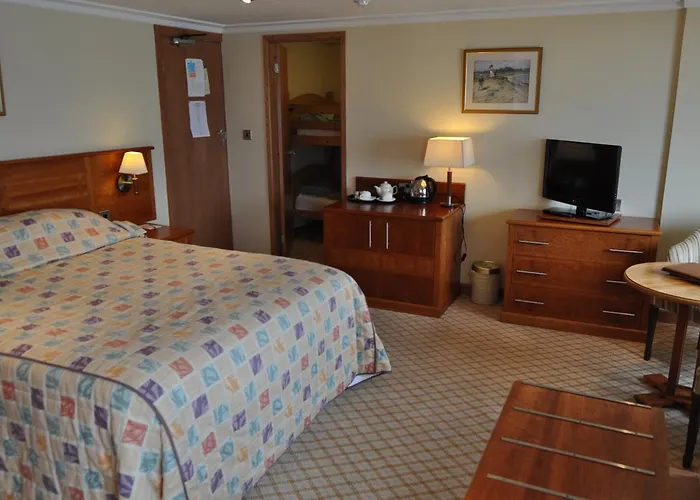 Expanse Hotel