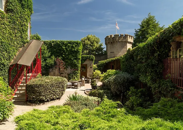 Garrison Hotel
