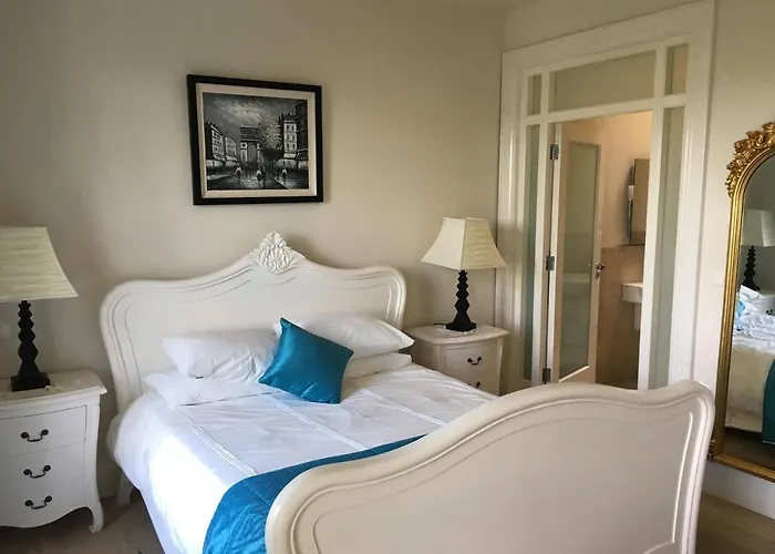 Redgate House Bed & Breakfast