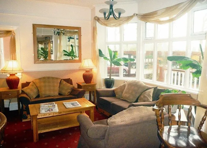 Alton Lodge