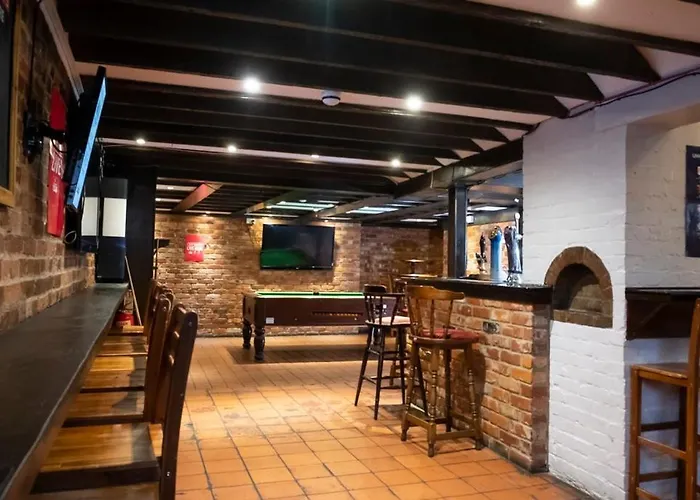 The Crown Pub & Hotel