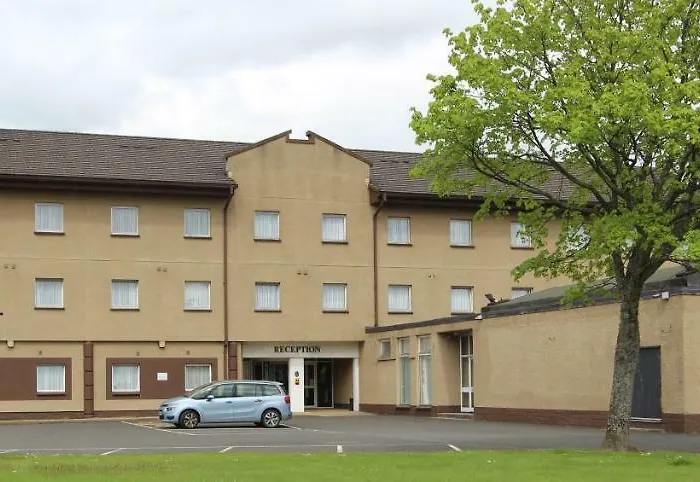 Cairn Hotel
