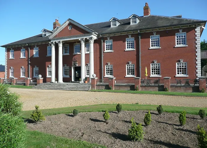Elme Hall Hotel