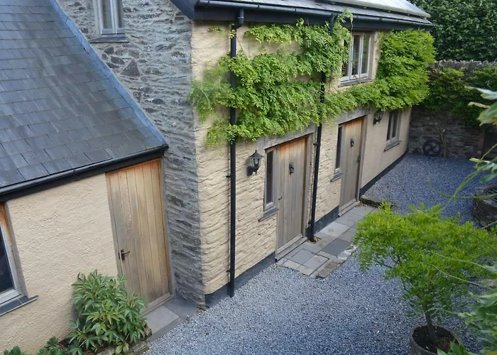 Kerswell Farmhouse