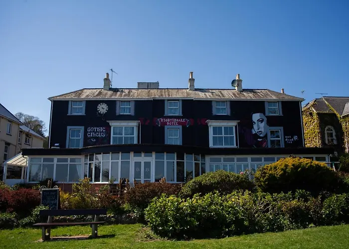 The Nightingale Mansion - Smart Hotel Shanklin